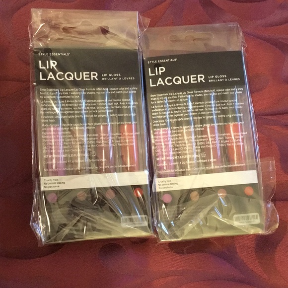 Two packs of lip gloss - Picture 2 of 4